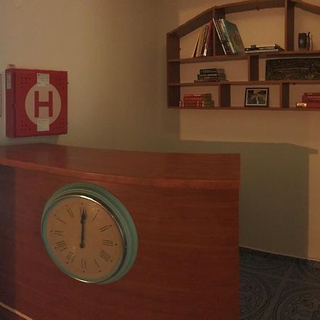 Harrys City Motel Комарно Екстер'єр фото